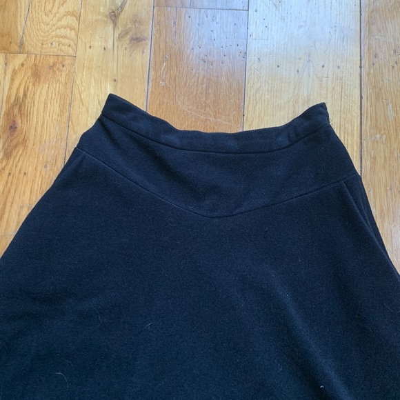 Vanity Fair vintage velvet black skirt - Picture 2 of 4